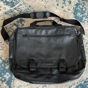 Renwick Soft Black Leather Briefcase Laptop Messenger Bag Storage